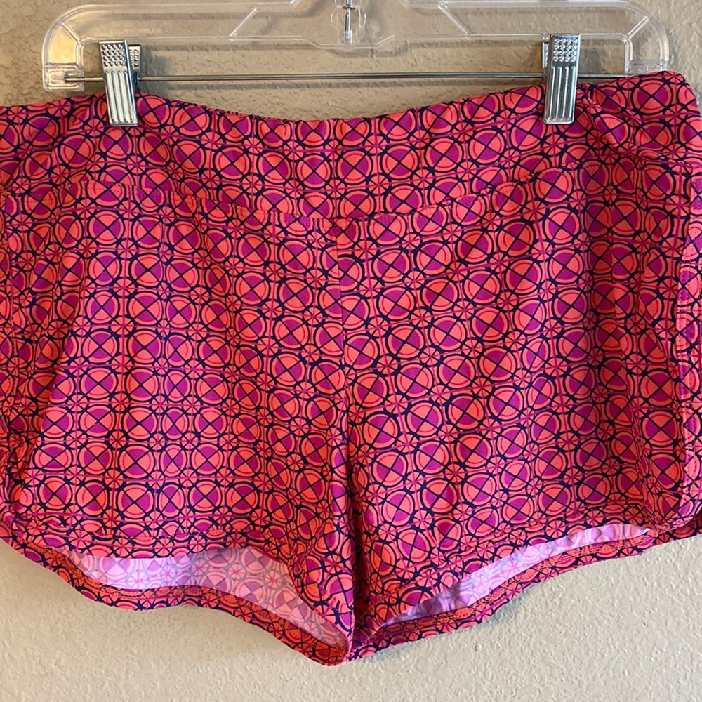 Title Nine Women’s Athletic Shorts Size L